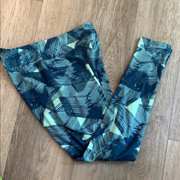 LuLaRoe Pants - LulaRoe tall and curvy leggings